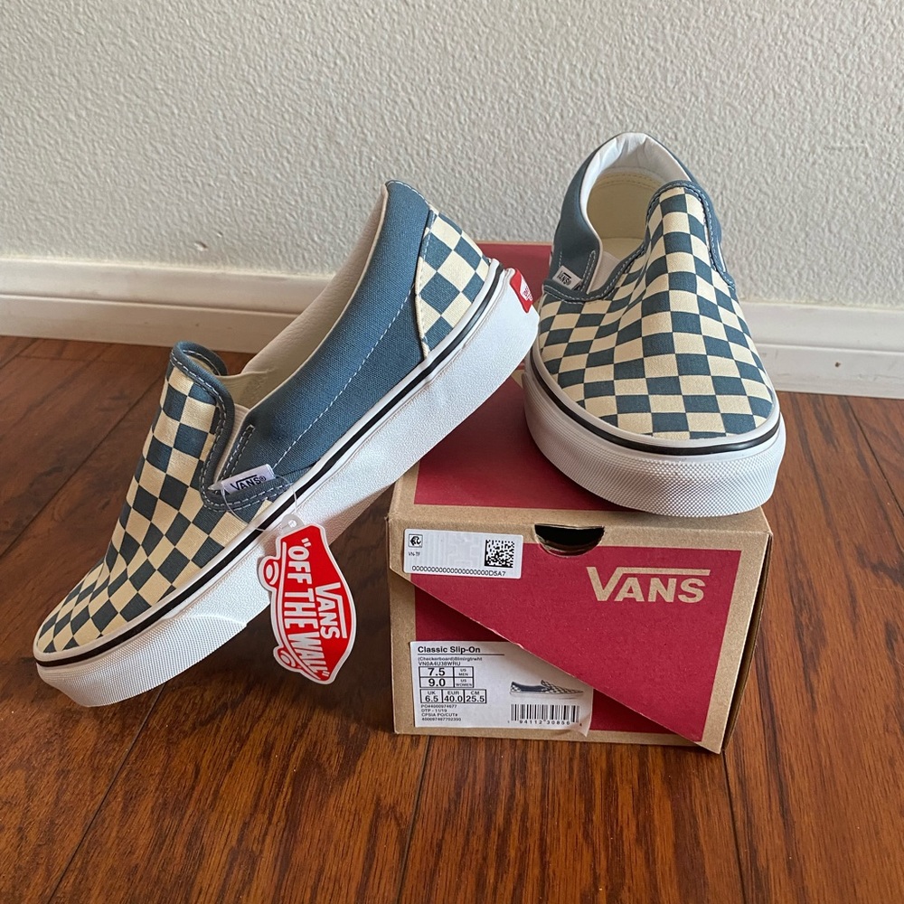 VANS classic checkerboard slip-on